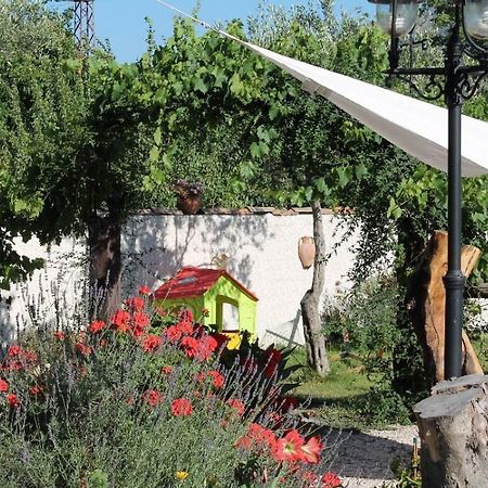 Casa Vacanze Borgo Borghese Sant'Alessio Siculo Eksteriør billede