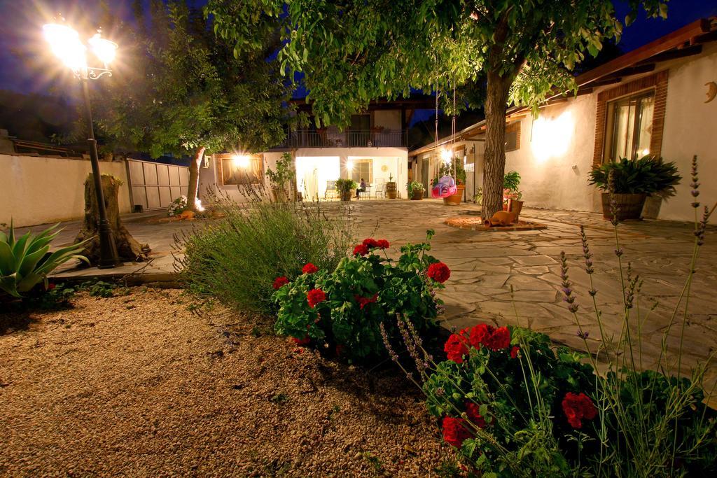Casa Vacanze Borgo Borghese Sant'Alessio Siculo Eksteriør billede