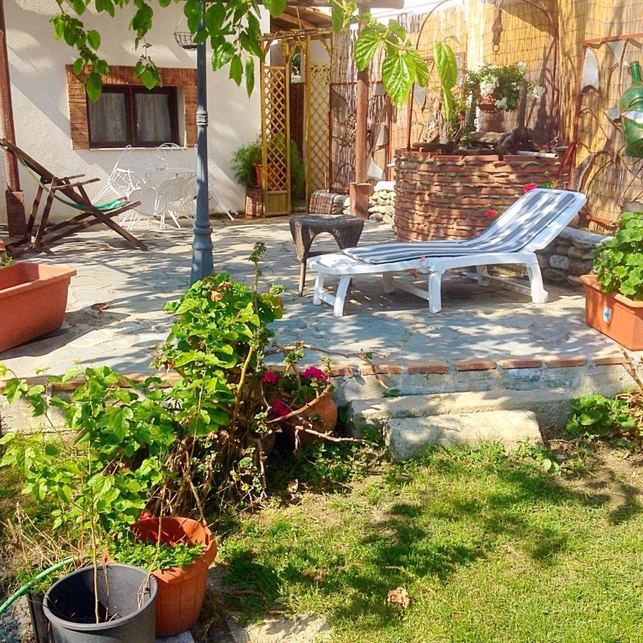 Casa Vacanze Borgo Borghese Sant'Alessio Siculo Eksteriør billede